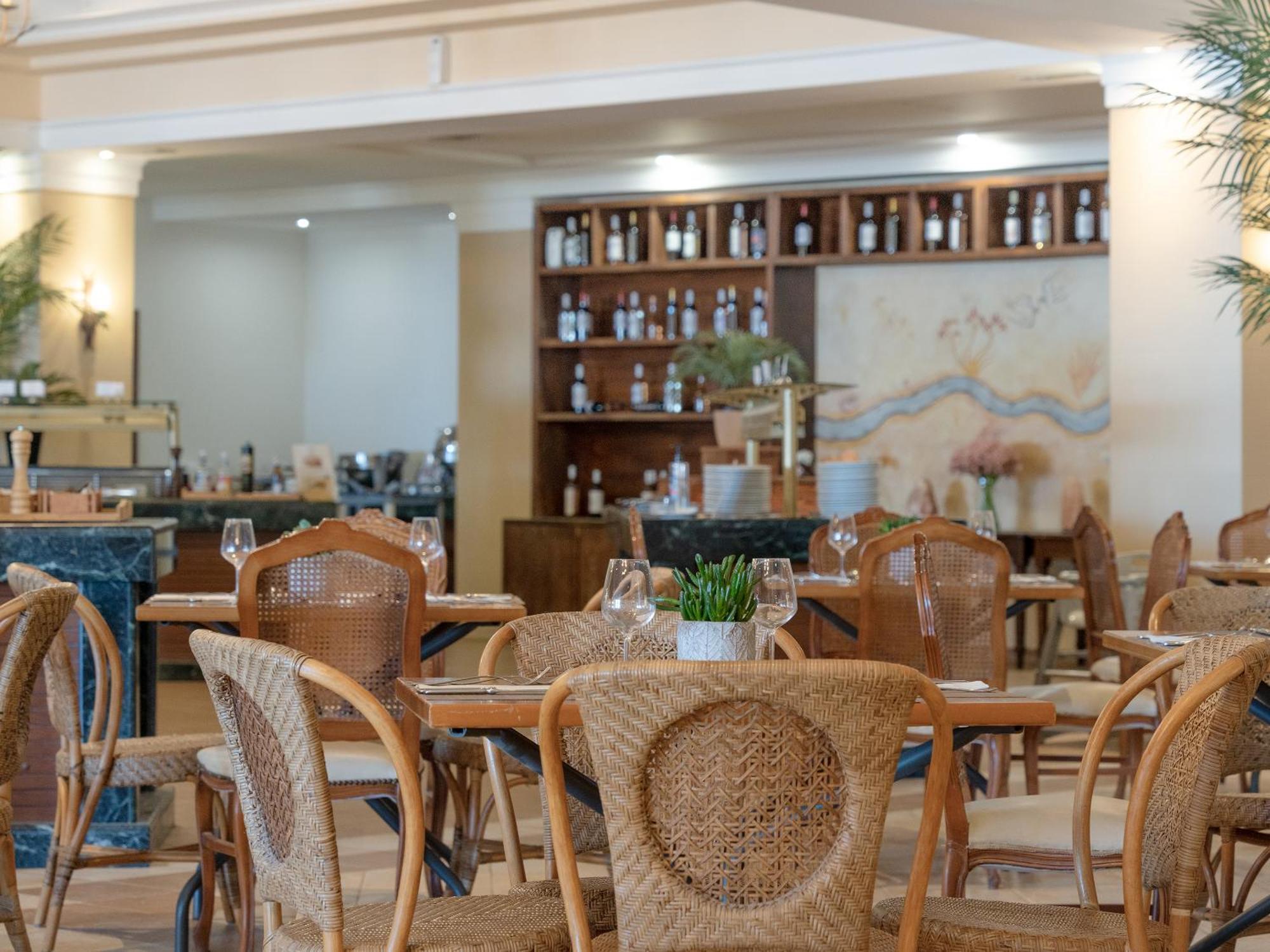 Grecotel Marine Palace & Aqua Park 罗希姆诺 外观 照片