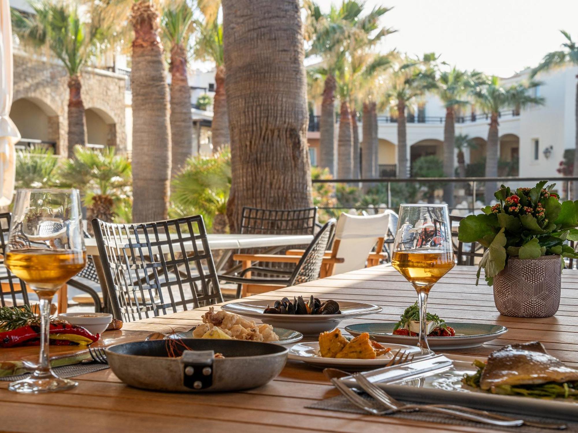 Grecotel Marine Palace & Aqua Park 罗希姆诺 外观 照片